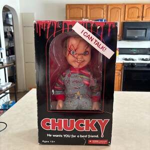 Child's Play Talking Notorious Chucky 15" inch Doll